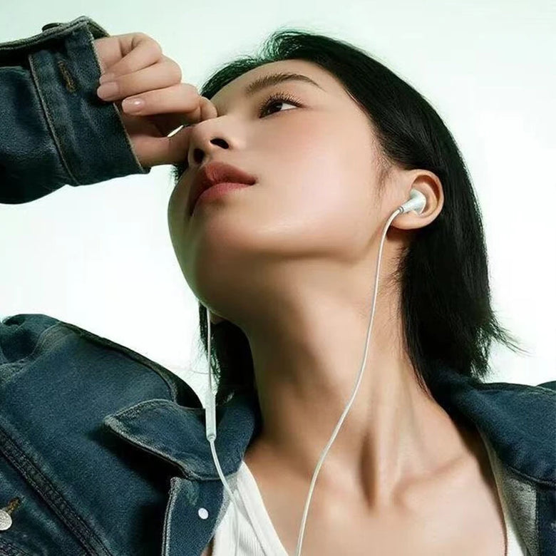 Edifier H230P Wired Earbuds Type-C In-ear Monitor Earphone Hi-Res Audio 12.4mm Large Dynamic Unit HD Calls Type-C Wired Control Sports Headphones with Mic