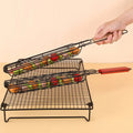 2PCS Stainless Steel Wooden Handle BBQ Grill Basket Sausage Hot Dog Basket Non-stick Barbecue Cages Barbecue Grill Grate Camping Picnic Cookware Outdoor