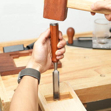 20mm Piercing Shank Woodworking Chisel Chrome Vanadium Steel African Rosewood Handle Flat Chisel for Woodworking and Carving