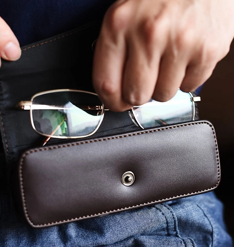 Hasp Reading Glasses Case Hung On the Belt Leather Waistpack Sunglasses Storage Box for Everyday Use