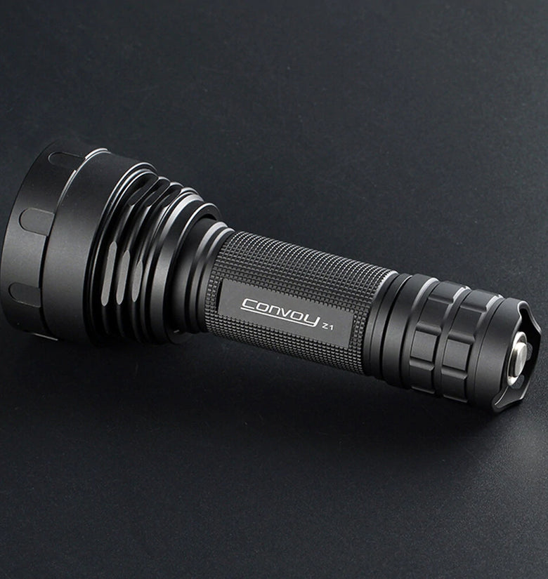 Convoy Z1 SST40 2000lm 12-group Modes + Zoomable Temperature Control 18650/21700 Powerful LED Flashlight